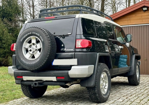 Toyota FJ cena 83000 przebieg: 223000, rok produkcji 2008 z Brok małe 781